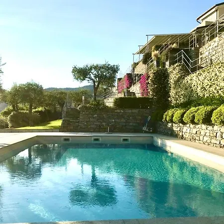 Apartment Paradiso